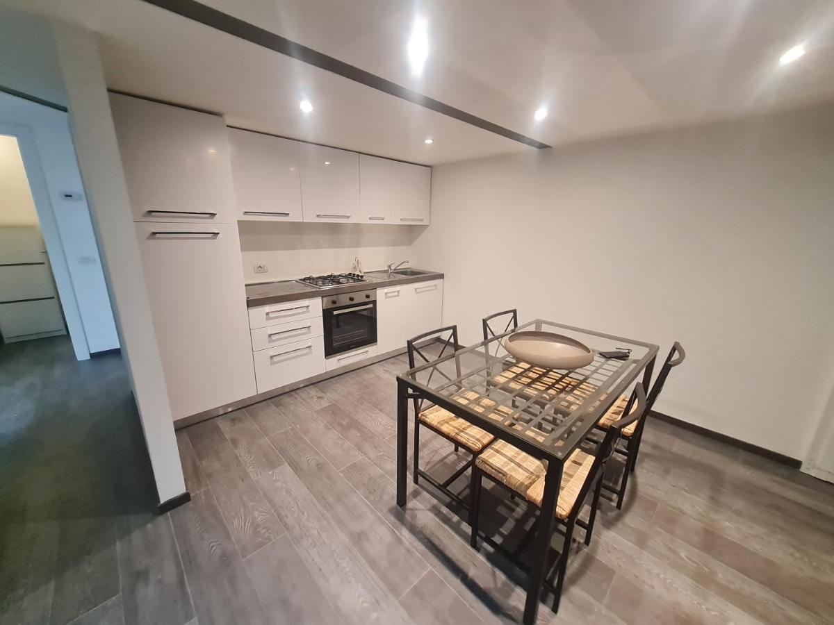 Isola - Ugo Bassi Charme Loft Apartment