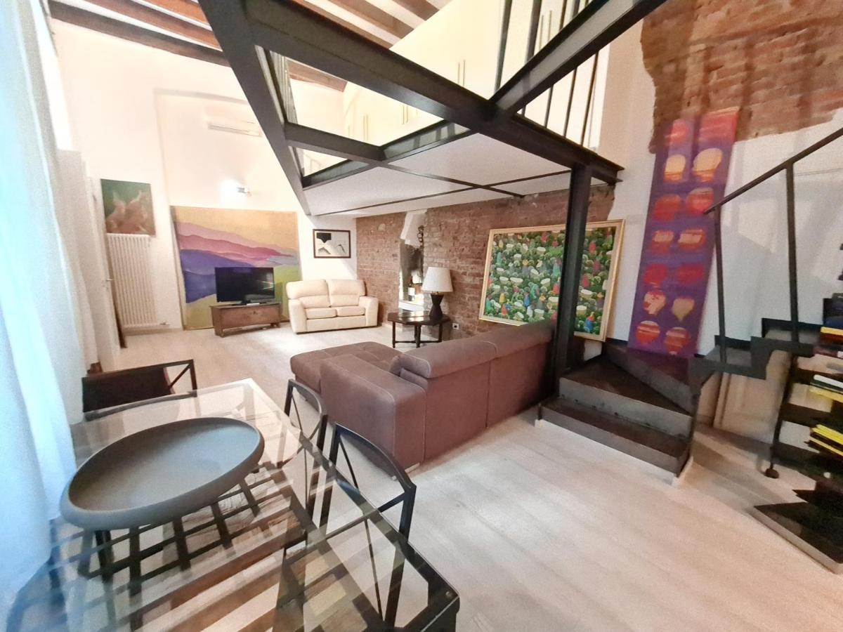 Isola - Ugo Bassi Charme Loft *